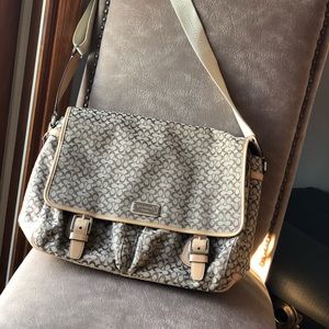 Coach large messenger bag TRADE FOR Vicki B only